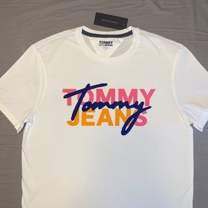 Tommy Hilfiger / White With Pink & Orange T-Shirt
